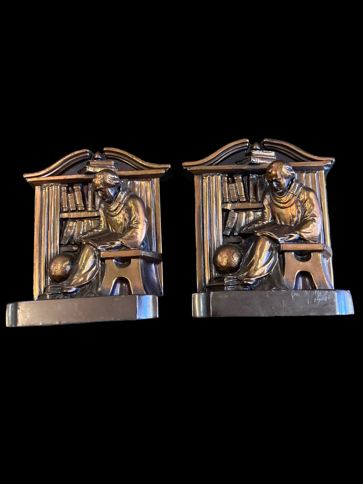 Vintage Bookends - the Reader