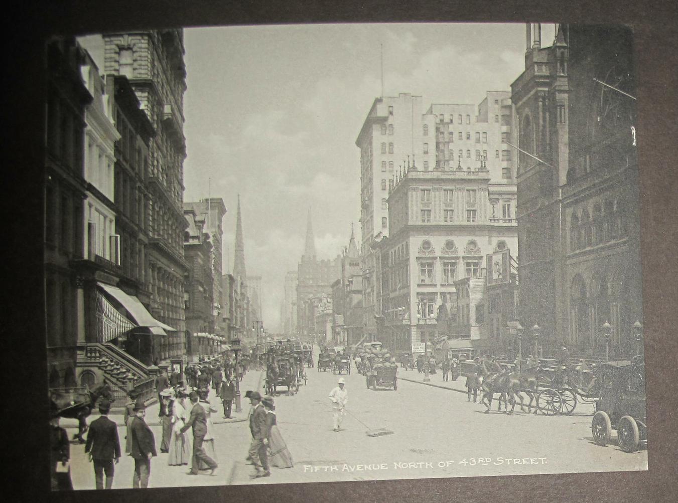 NEW YORK : Souvenir Book