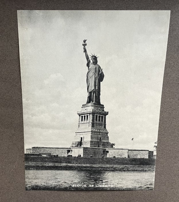 NEW YORK : Souvenir Book