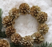 6" Gold Pine Cone Wreath