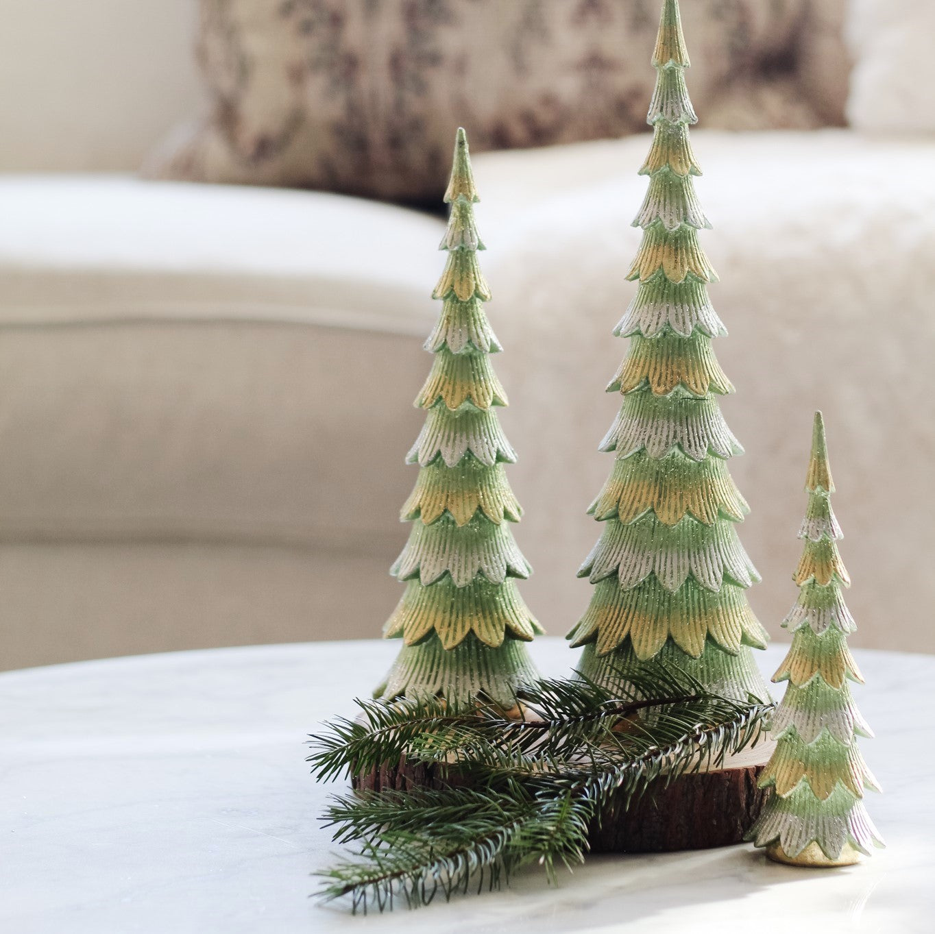 10.5" Tabletop Christmas Tree (Green Dream)