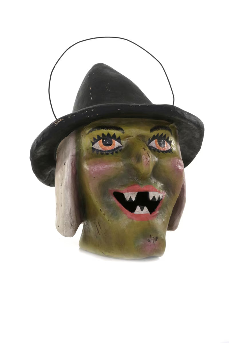 HAUNTED WITCH BUCKET