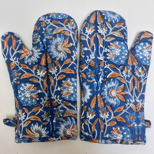 Oven Mitt Sarah Blues sold individually