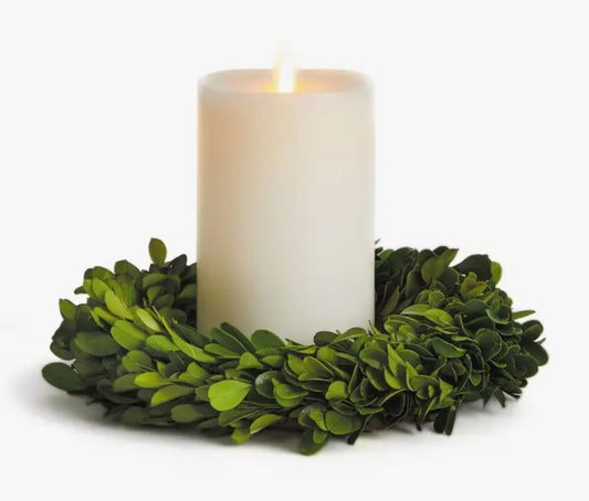 Boxwood Candle Wreath